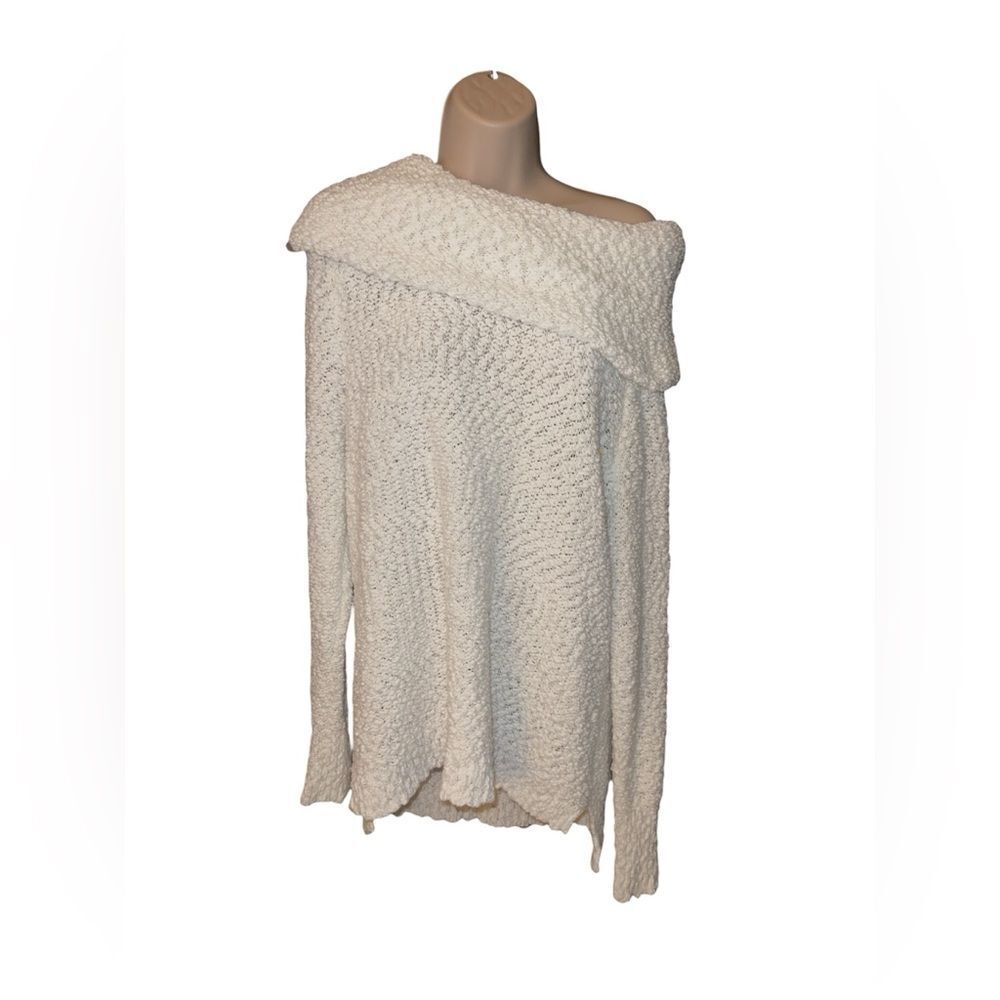 Liz Claiborne Off-Shoulder Cream Sweater Holiday Soft